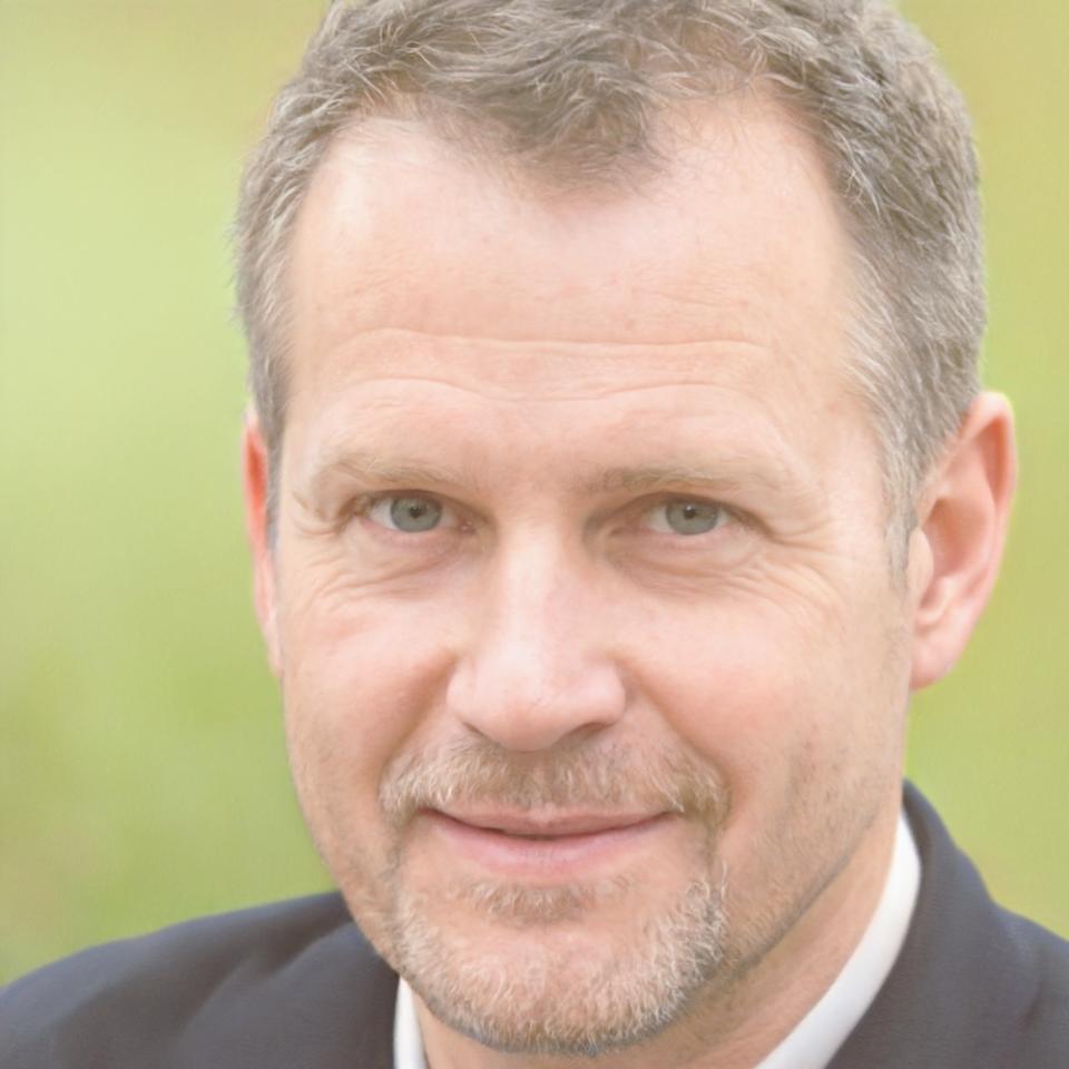 Portrait de Bastien Mercier, spécialiste données chez bravexio